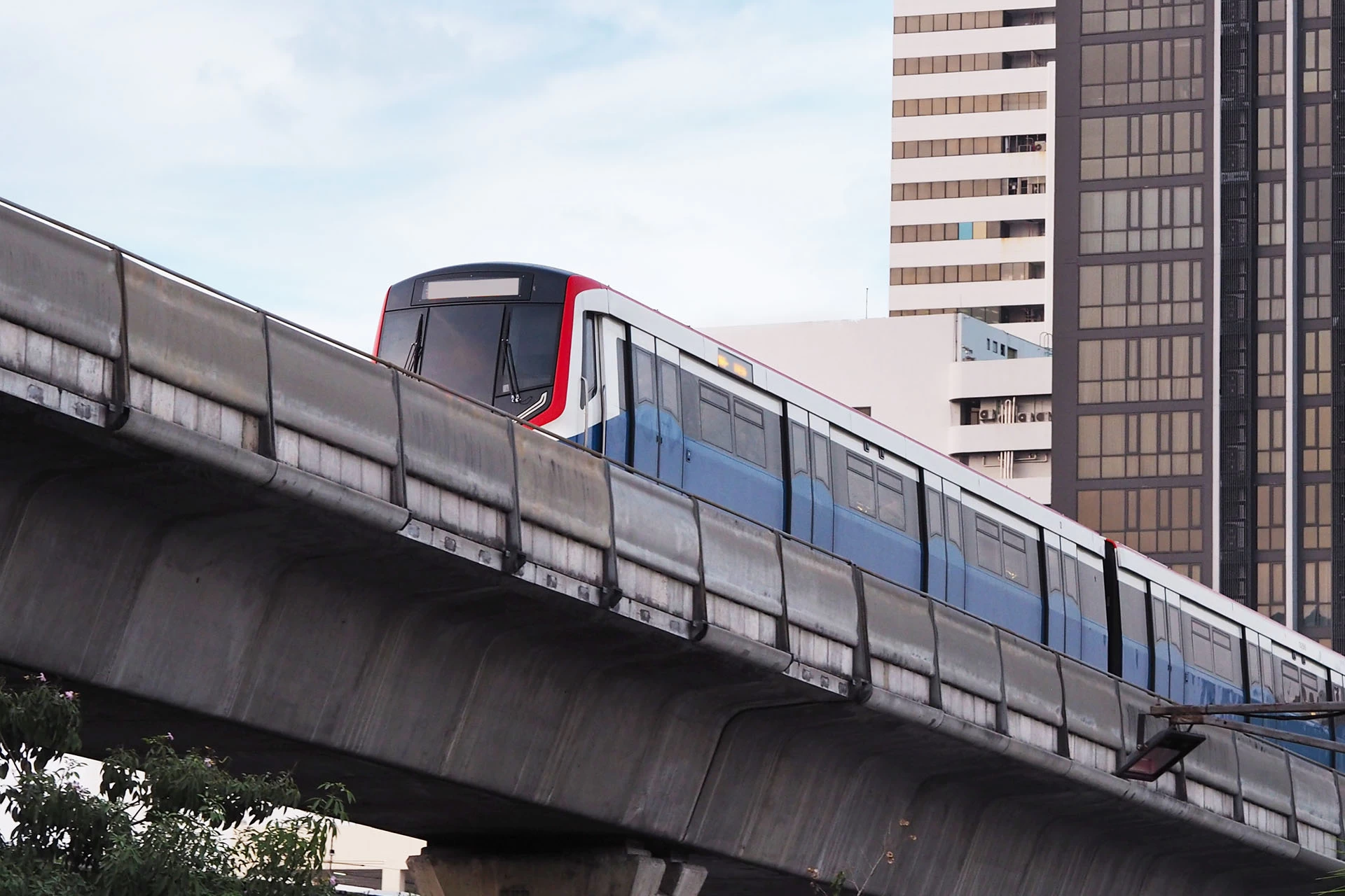 MRT System Engineering Success by Saking